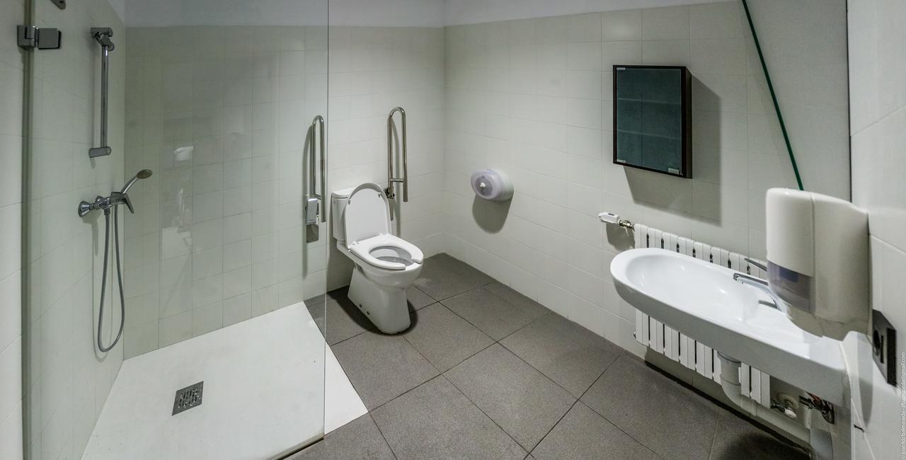 Albergue Peregrinos San Francisco De Asis Leon Ngoại thất bức ảnh