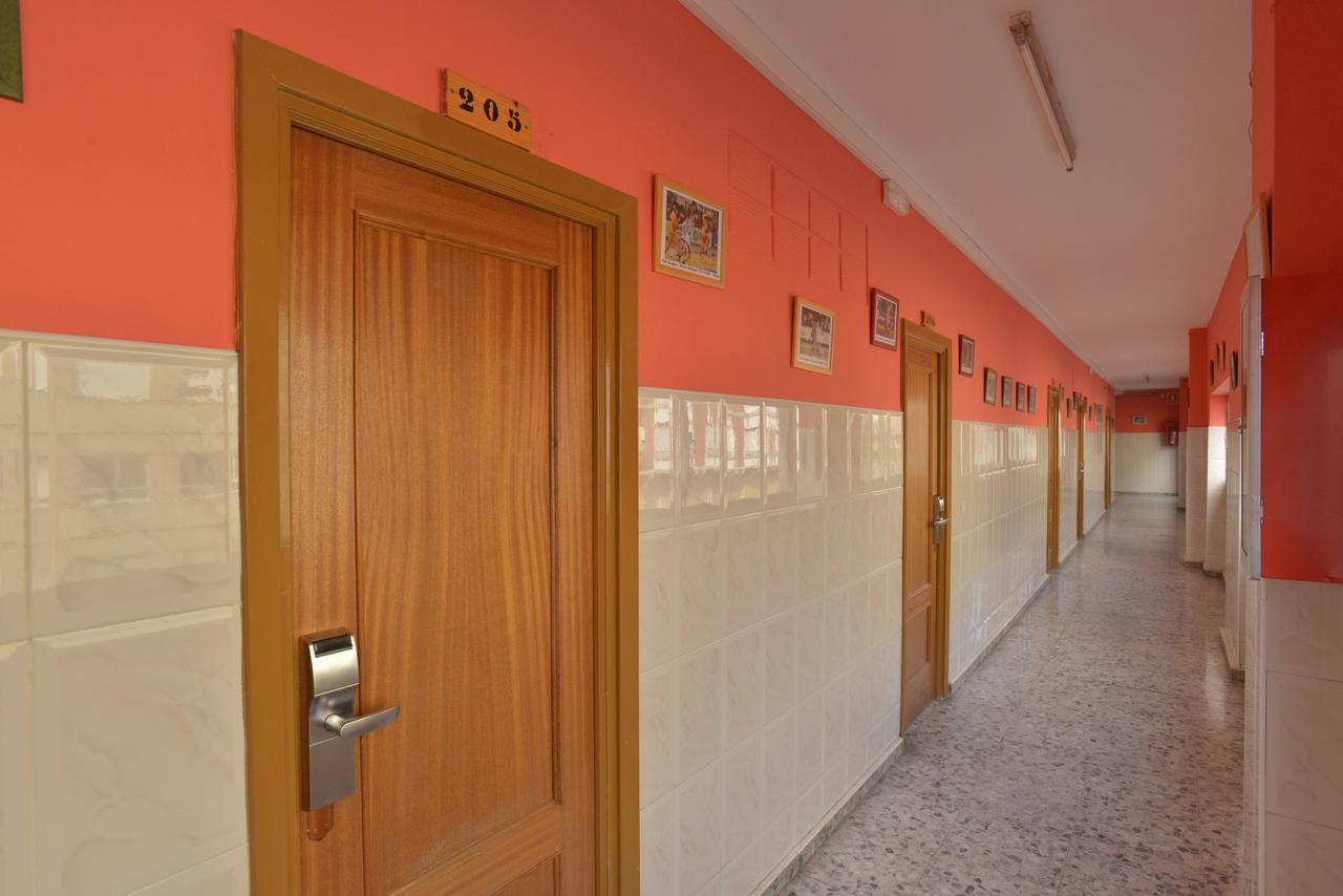 Albergue Peregrinos San Francisco De Asis Leon Ngoại thất bức ảnh