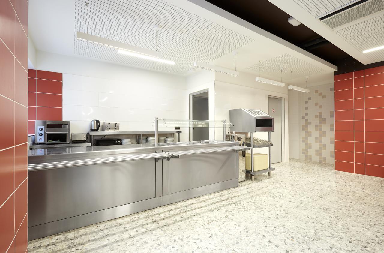 Albergue Peregrinos San Francisco De Asis Leon Ngoại thất bức ảnh