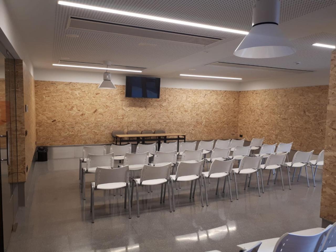 Albergue Peregrinos San Francisco De Asis Leon Ngoại thất bức ảnh