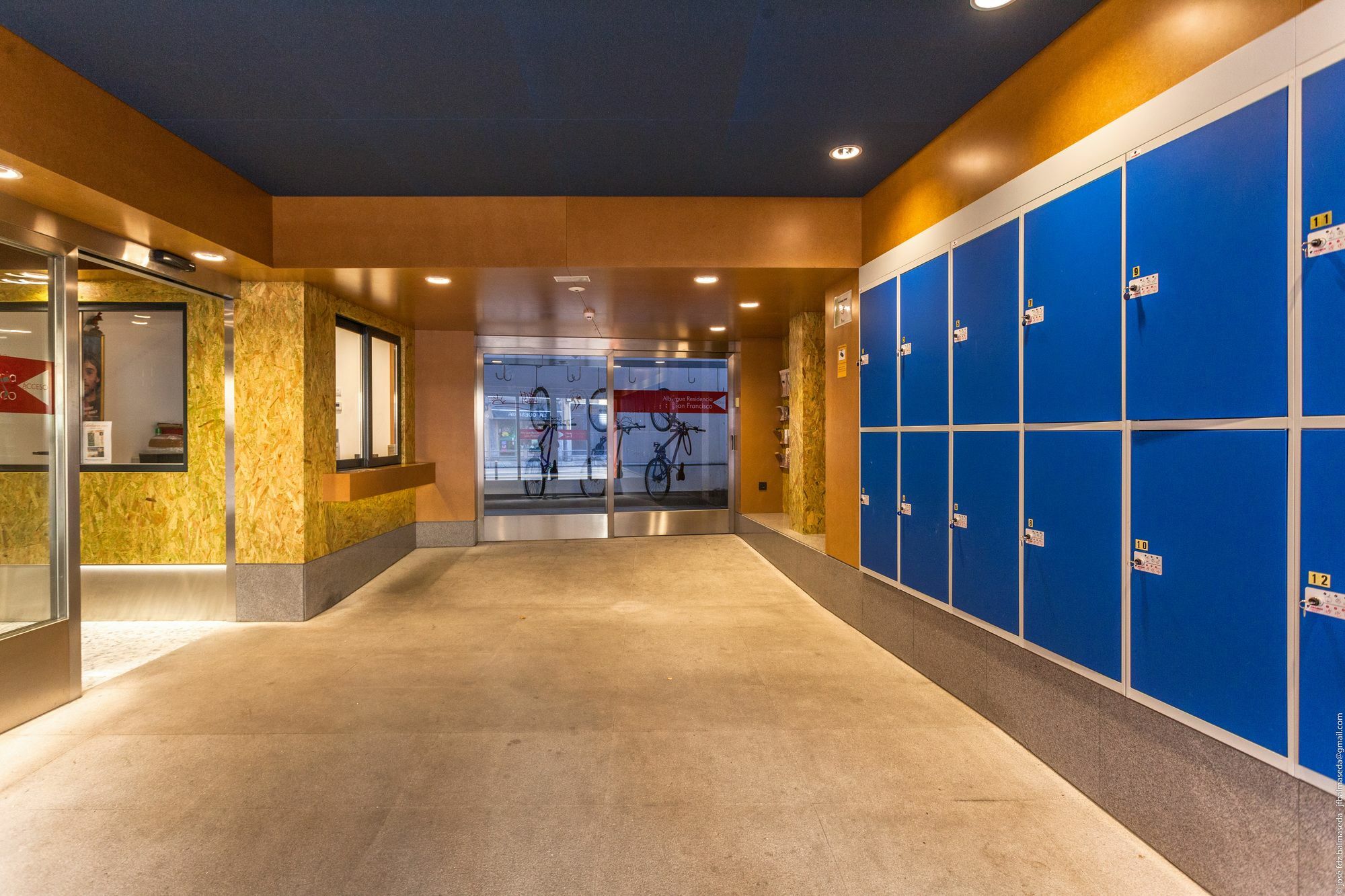 Albergue Peregrinos San Francisco De Asis Leon Ngoại thất bức ảnh